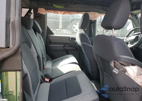 2022 Ford Bronco Base from USA, damaged, VIN 1FMEE5DP0NLA81692